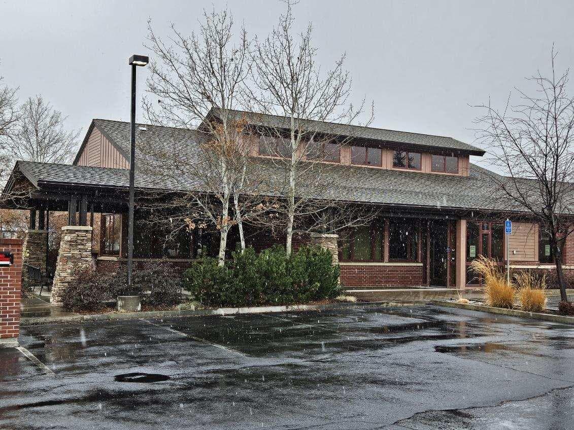 Primary photo of 735 NE Purcell Boulevard