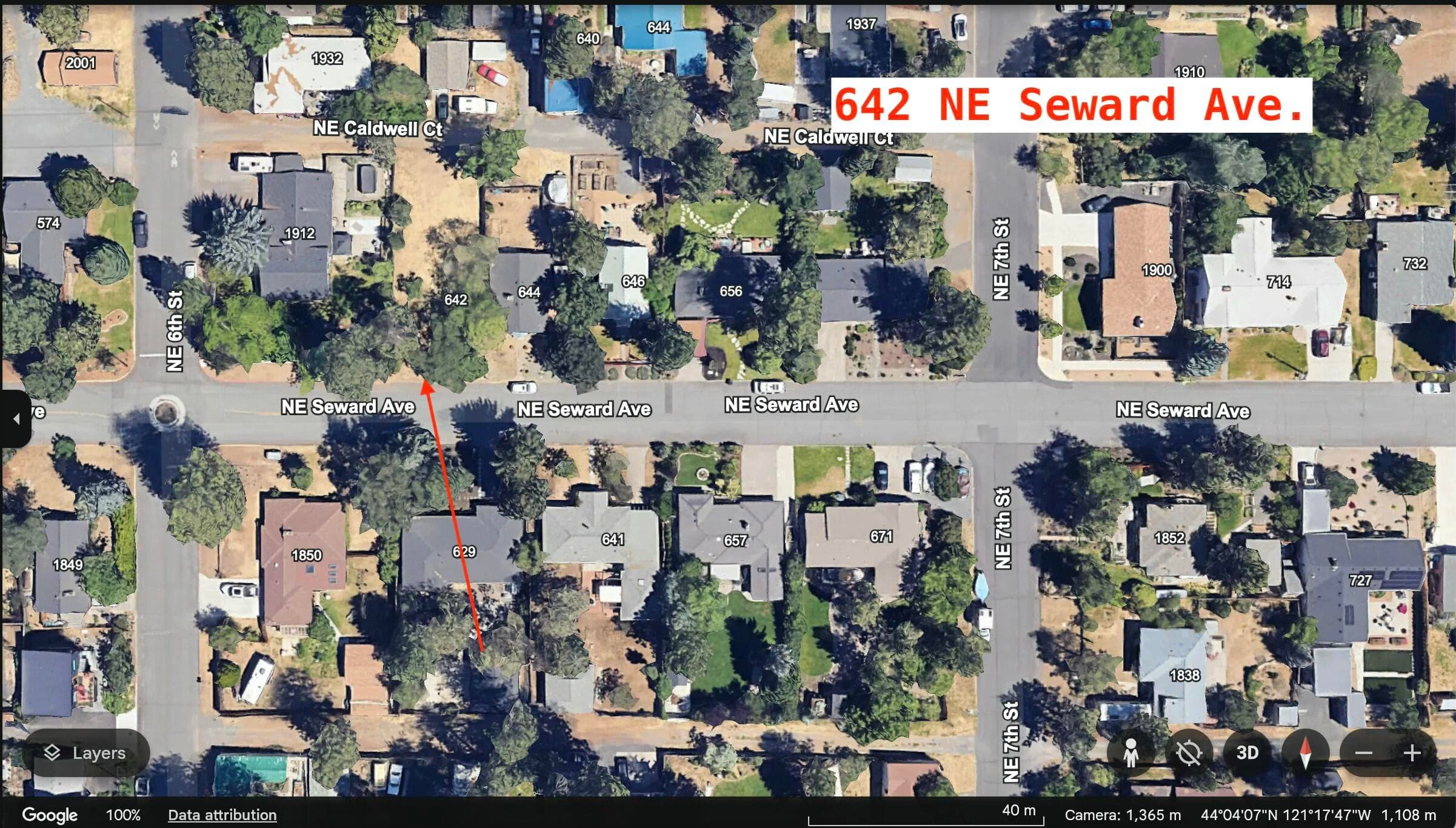 Primary photo of 642 NE Seward Avenue