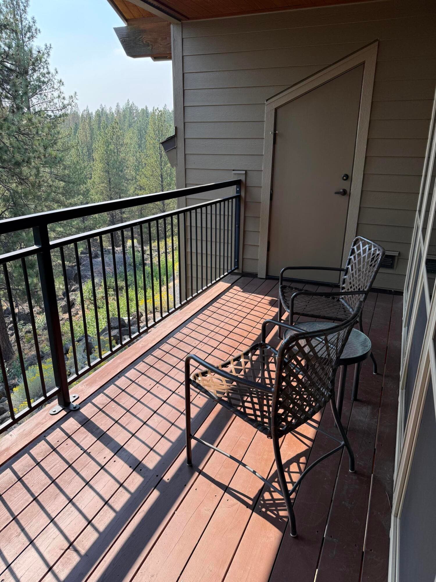 Photo 2 of 18575 SW Century Drive, 1537B / 682