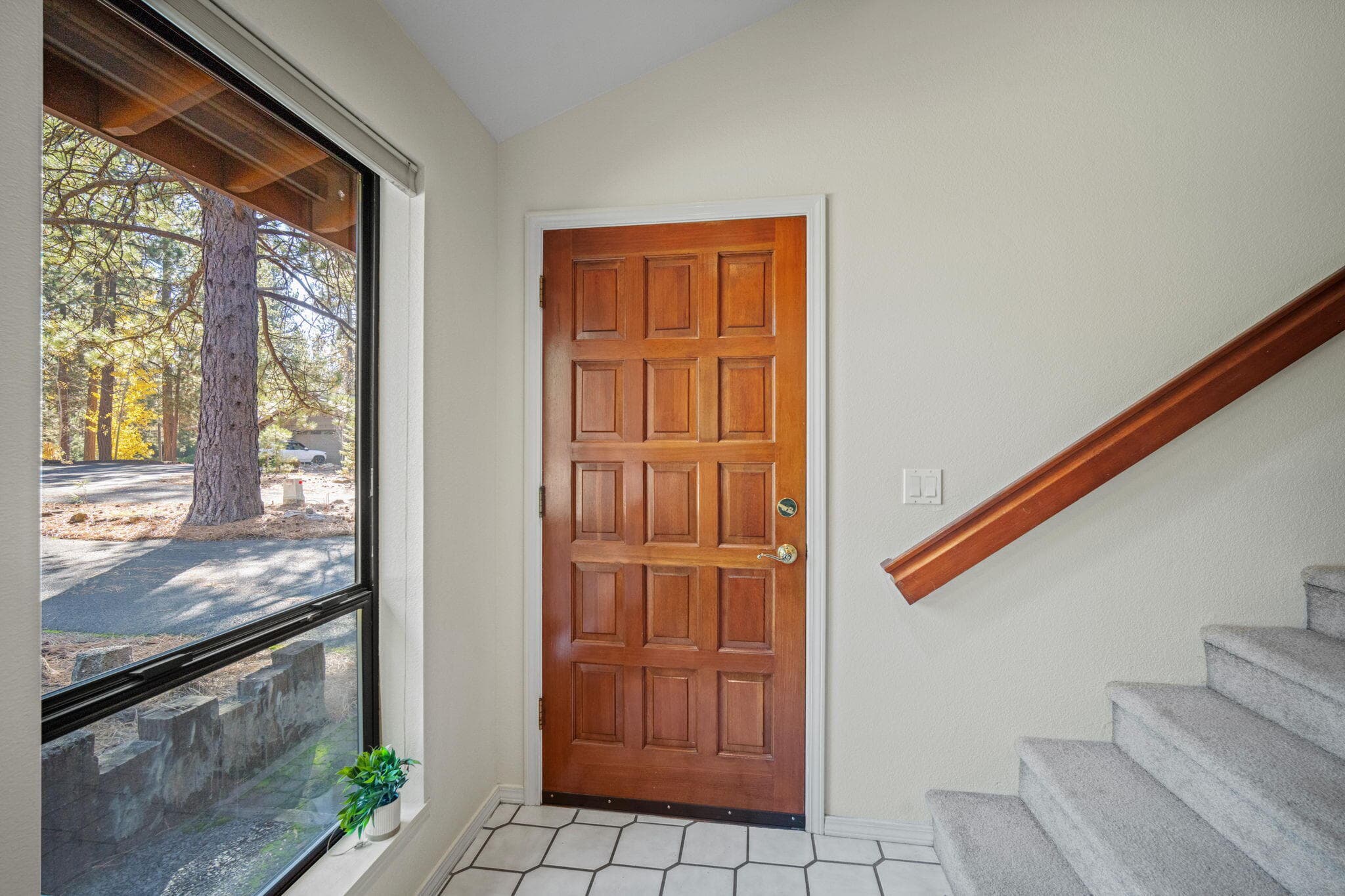 Photo 4 of 57485 Newberry Lane, 4