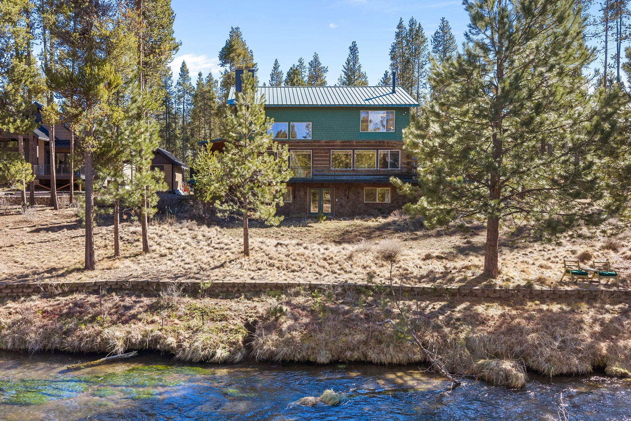 Primary photo of 15124 E River Loop Drive E