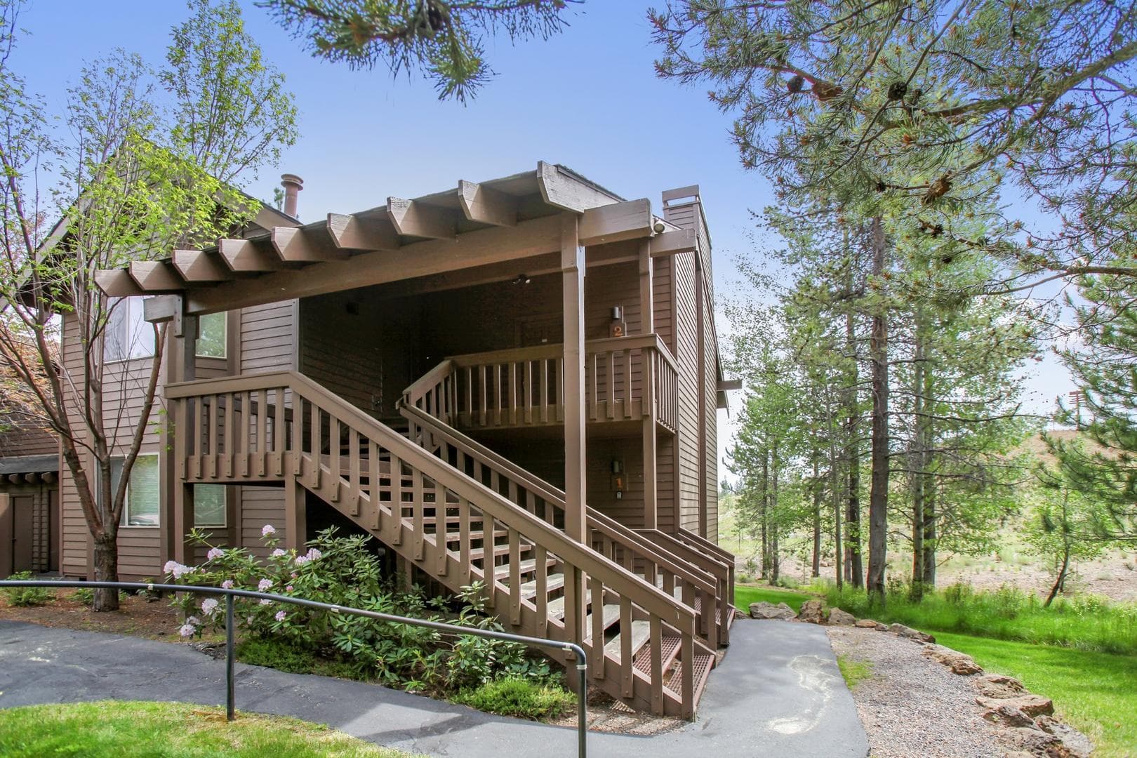 Primary photo of 57321 Beaver Ridge Loop, 1