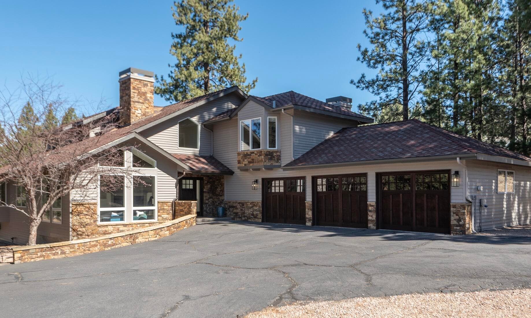 Primary photo of 60012 Ridgeview Drive W