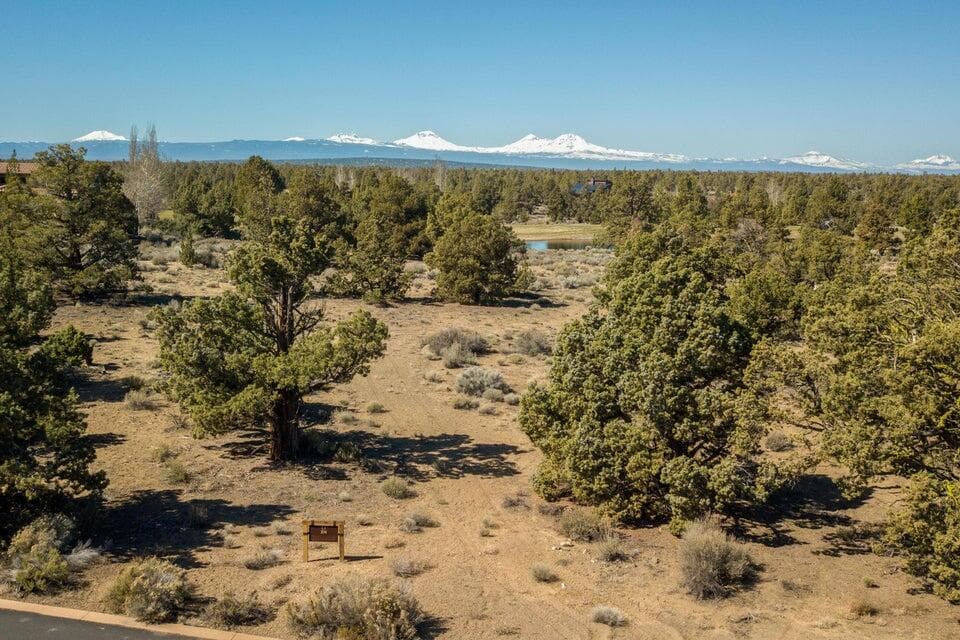 Primary photo of 65953 Rimrock Court
