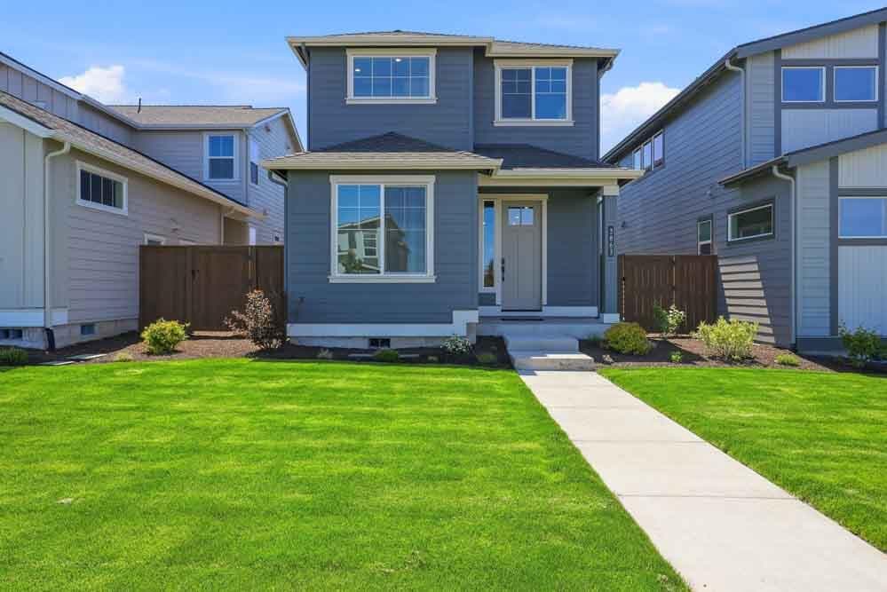 Primary photo of 3863 NE Petrosa Avenue