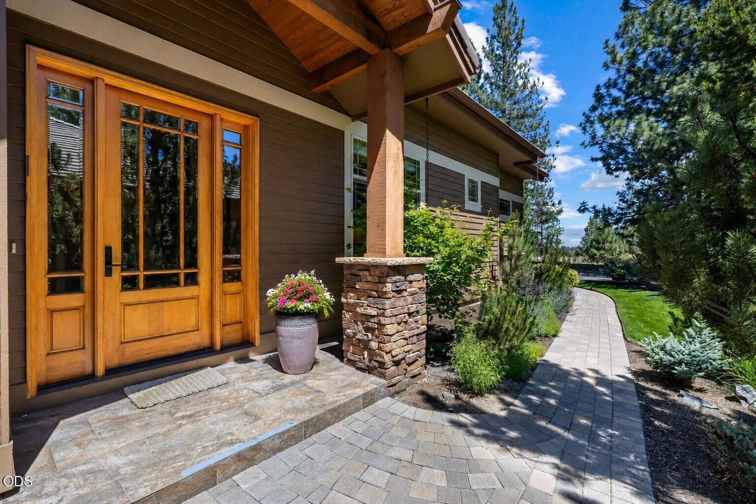 Primary photo of 343 Mount Washington Drive