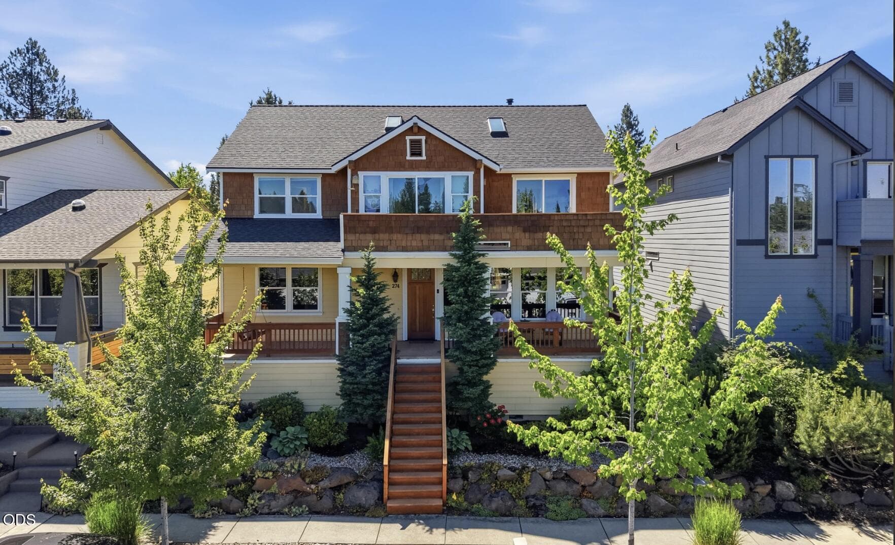 Primary photo of 274 NW Outlook Vista Drive