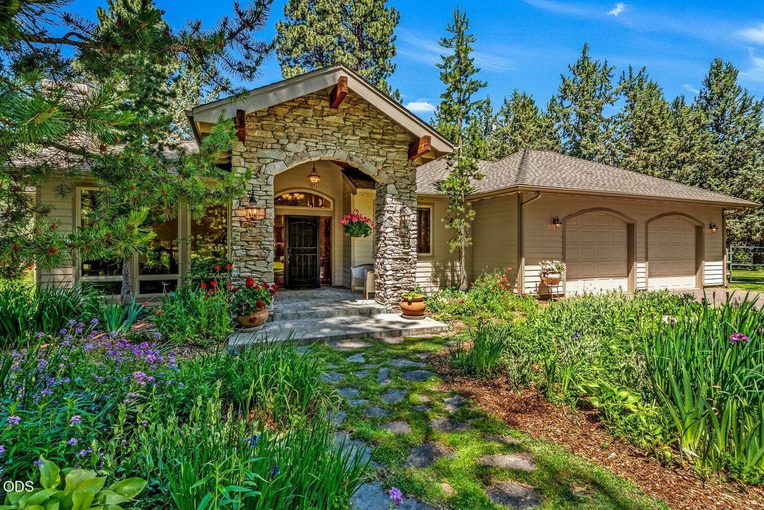 Primary photo of 64464 Collins Road