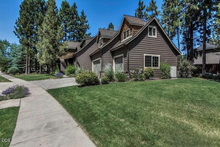 Primary photo of 61212 Gorge View Street