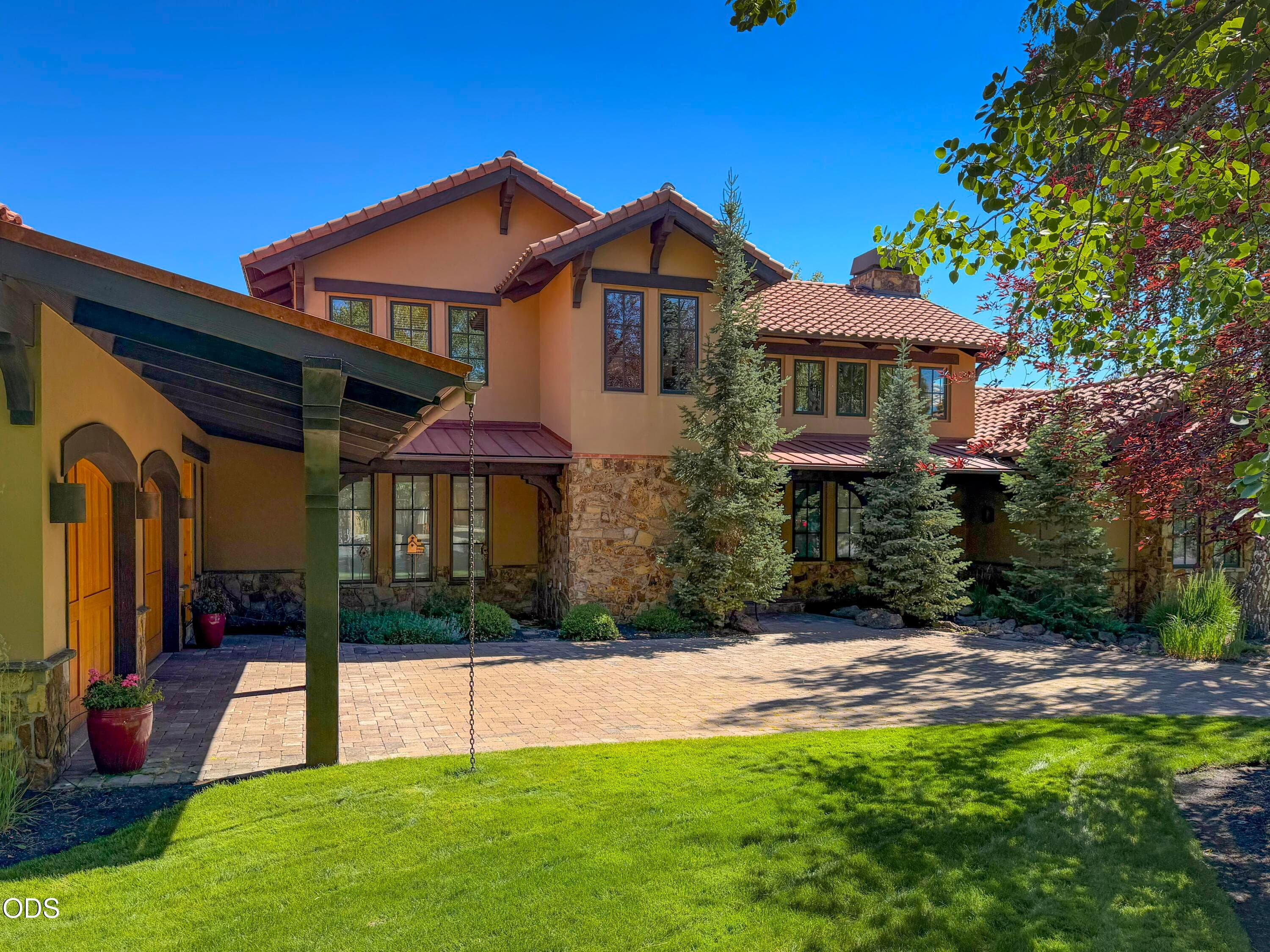 Primary photo of 23098 Watercourse Way