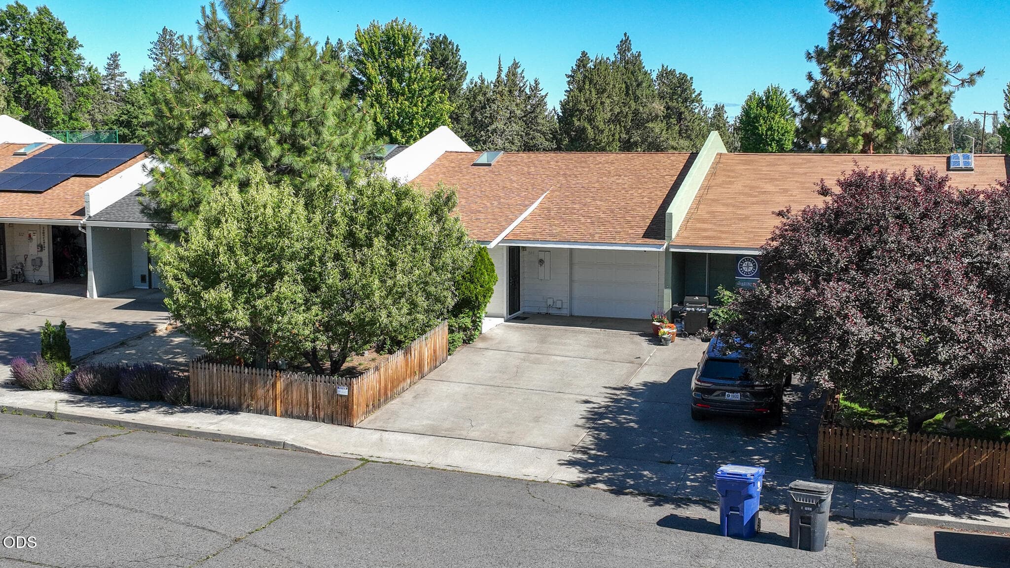 Primary photo of 844 SE Stratford Court