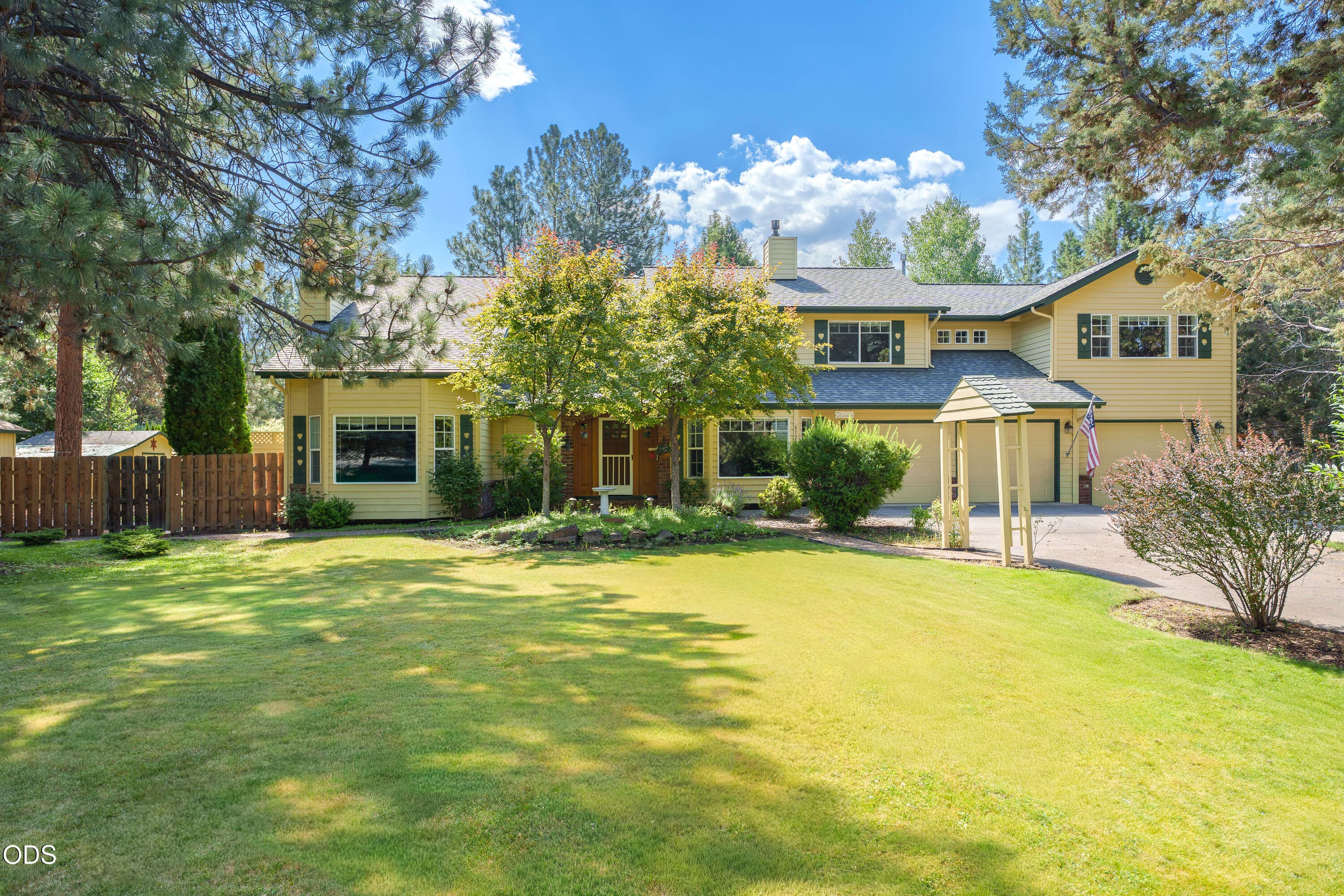 Primary photo of 61288 King Saul Avenue