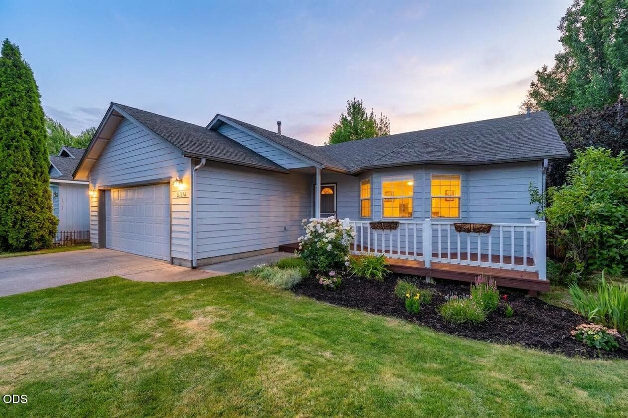 Primary photo of 21326 Starling Drive