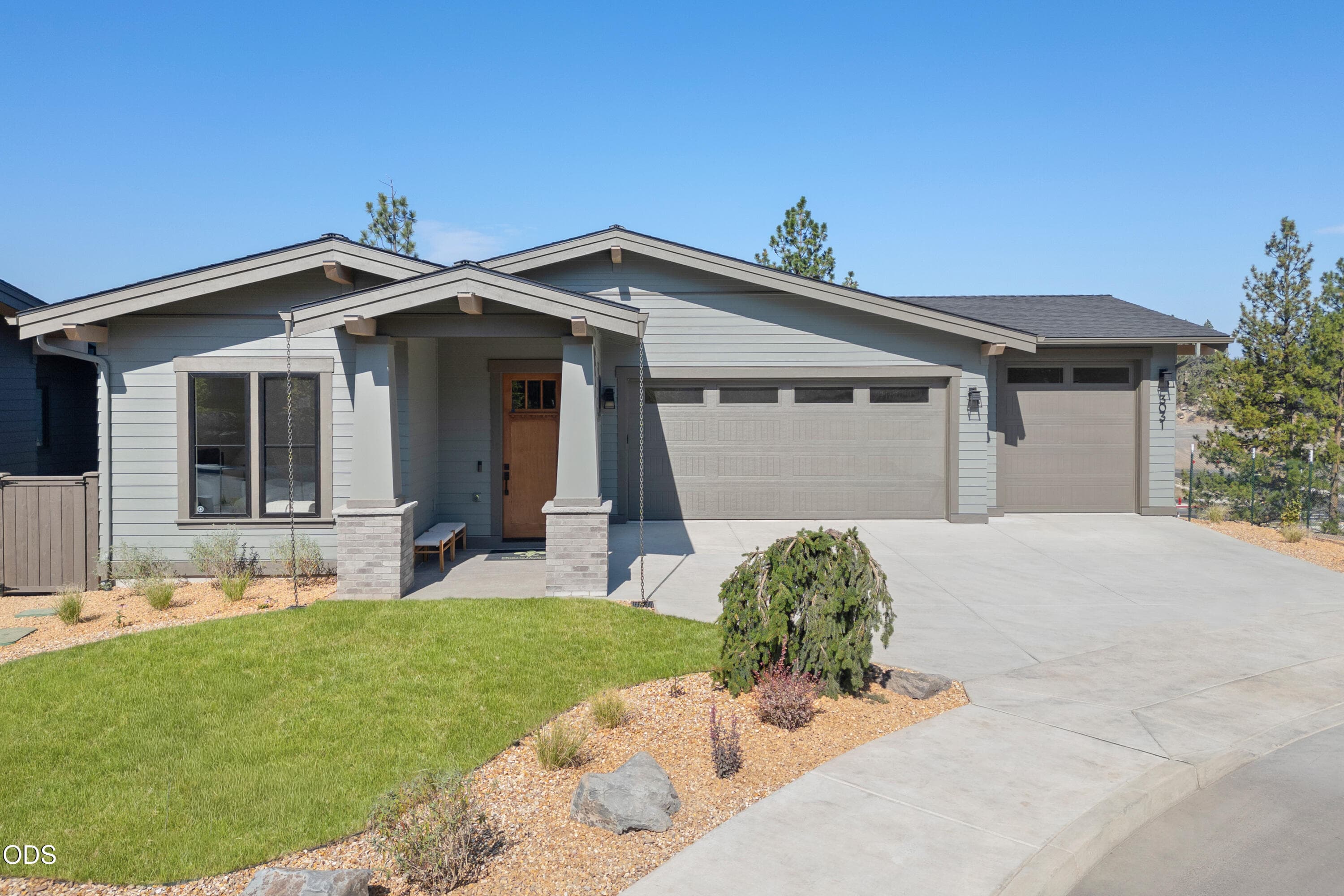 Primary photo of 3031 NW Polarstar Avenue, Lot 37