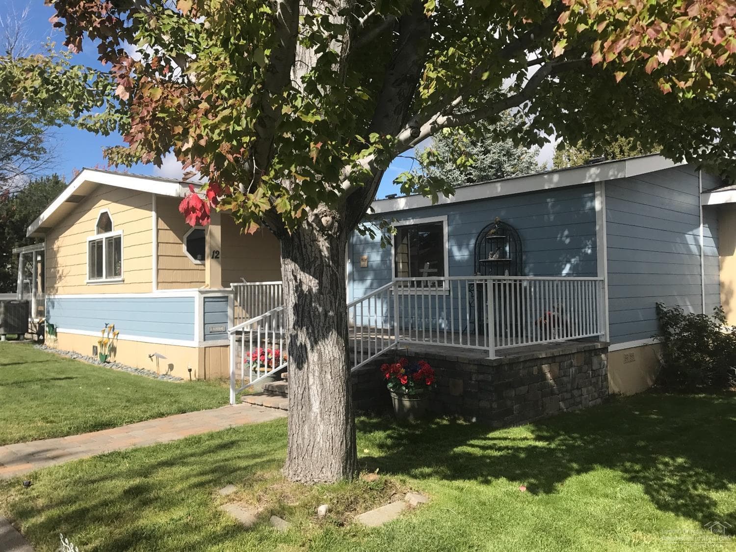 Primary photo of 1001 SE 15th Street, 12