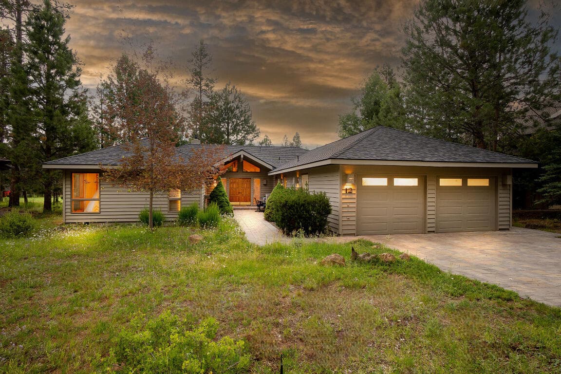 Primary photo of 57716 12 Vine Maple Lane