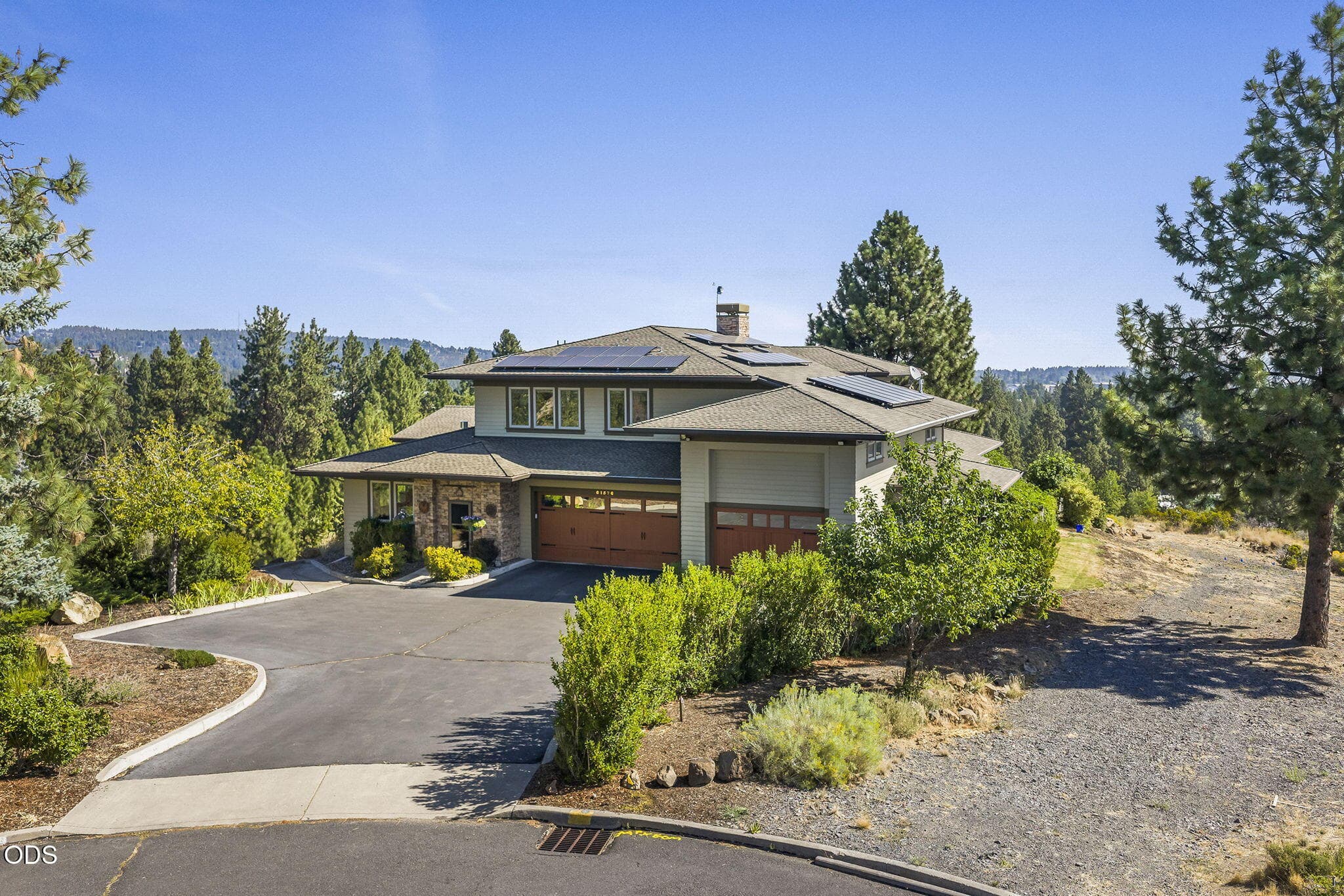 Primary photo of 61576 SW Longview Street
