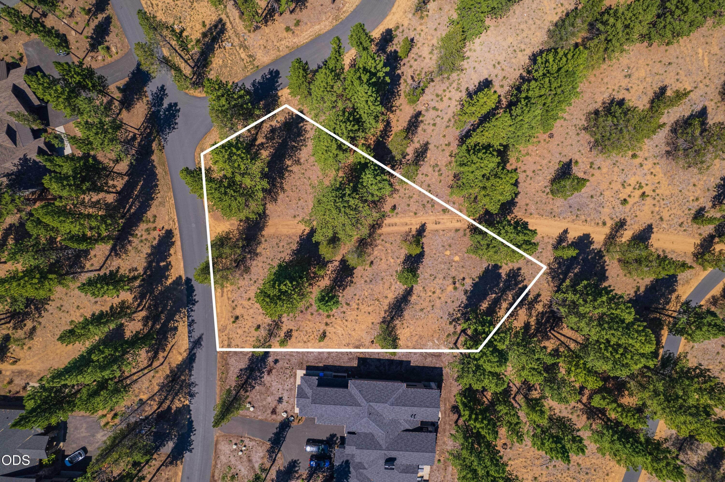 Primary photo of 56343 Mirror Rock Loop, 333