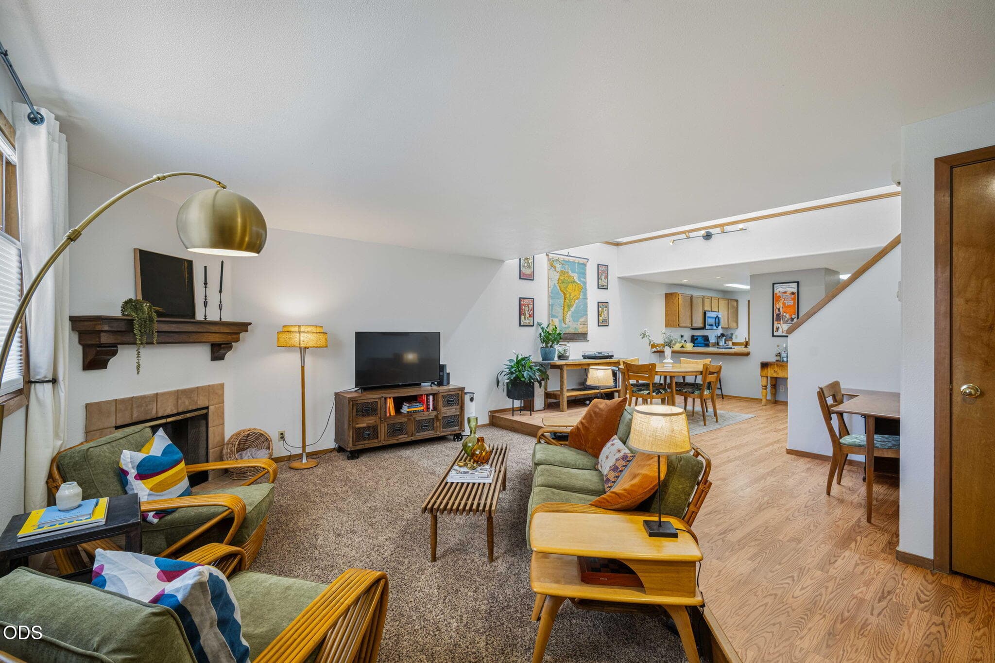Primary photo of 1050 NE Butler Market Road, APT 37