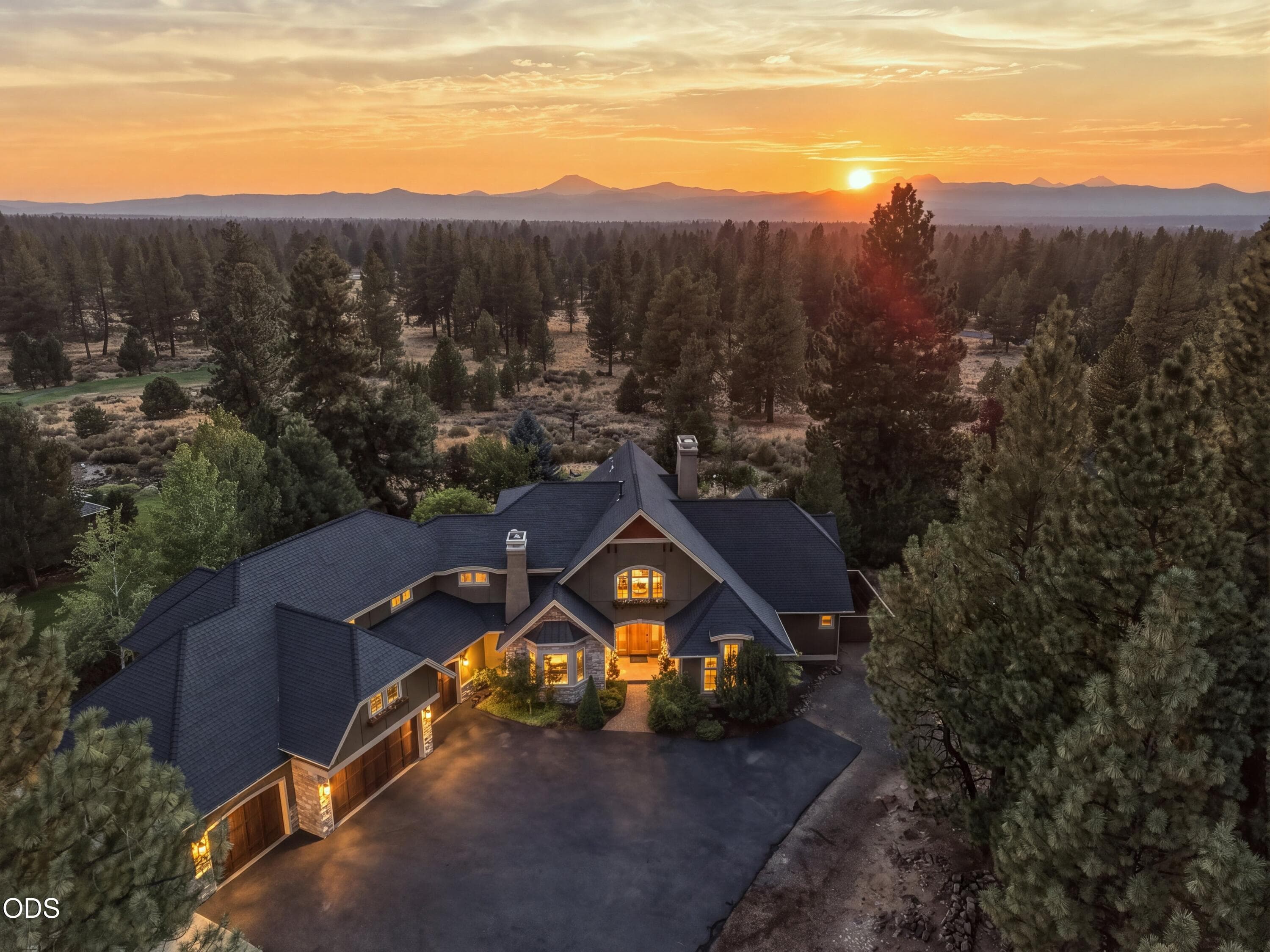 Primary photo of 20100 Starfire Ridge Court