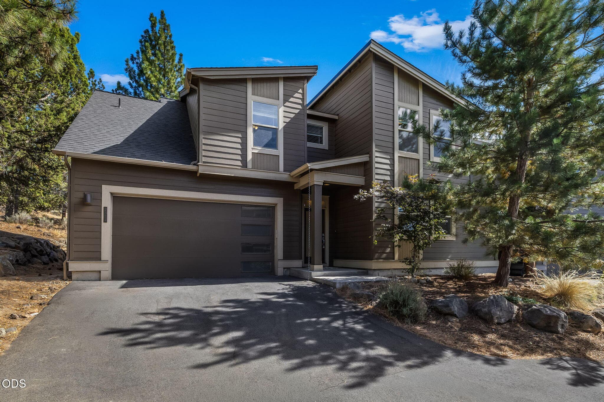 Primary photo of 2337 NW Debron Lane