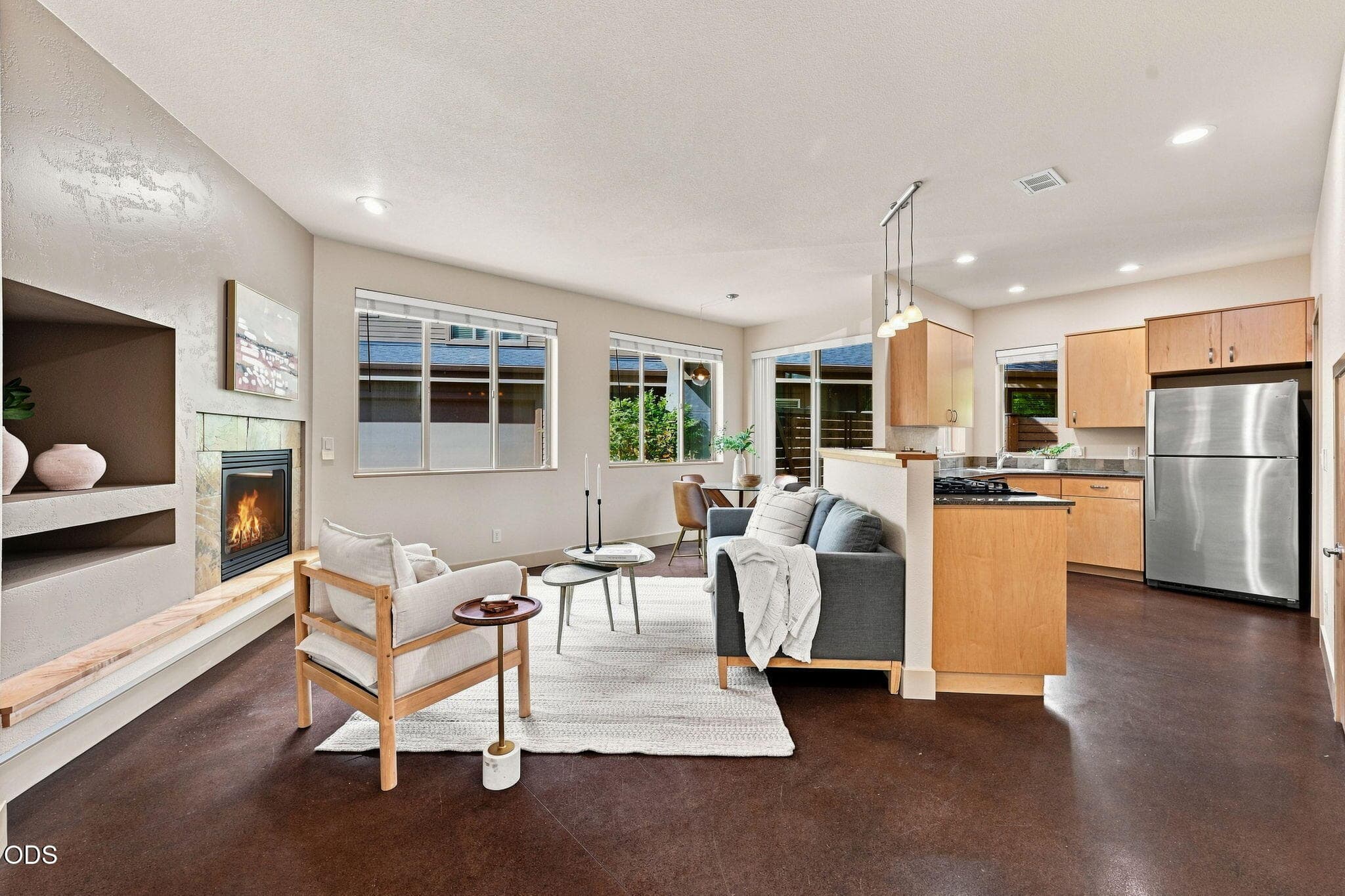 Primary photo of 40 SW McKinley Avenue, UNIT 1