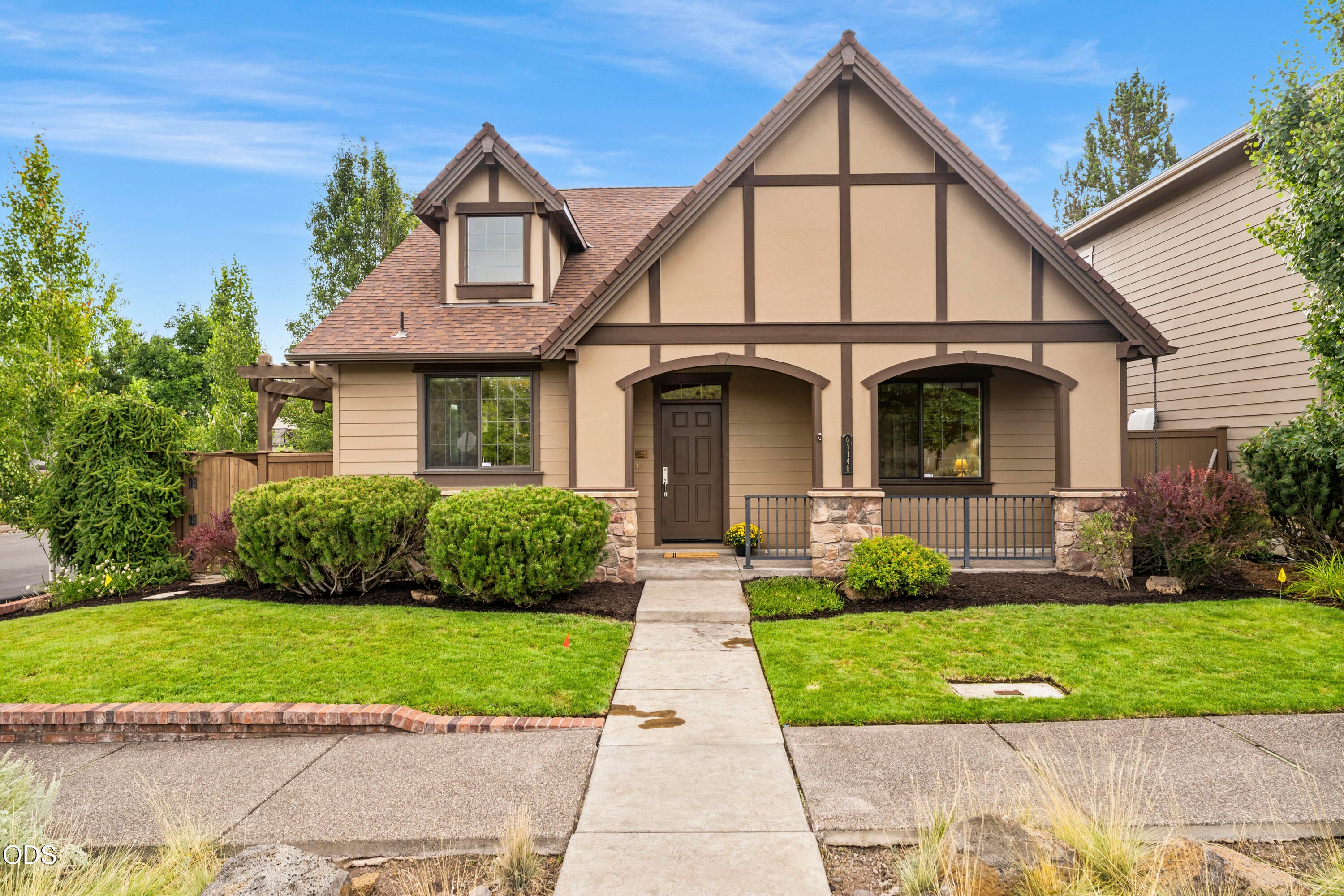 Primary photo of 61146 SE Sydney Harbor Drive
