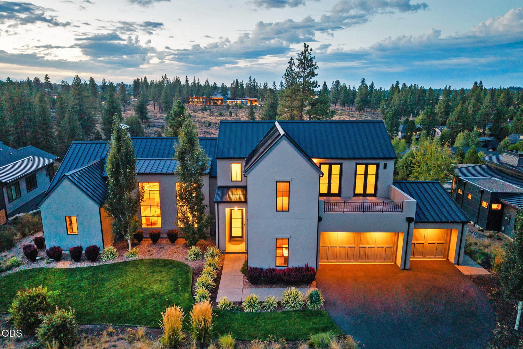 Primary photo of 61901 Hosmer Lake Drive
