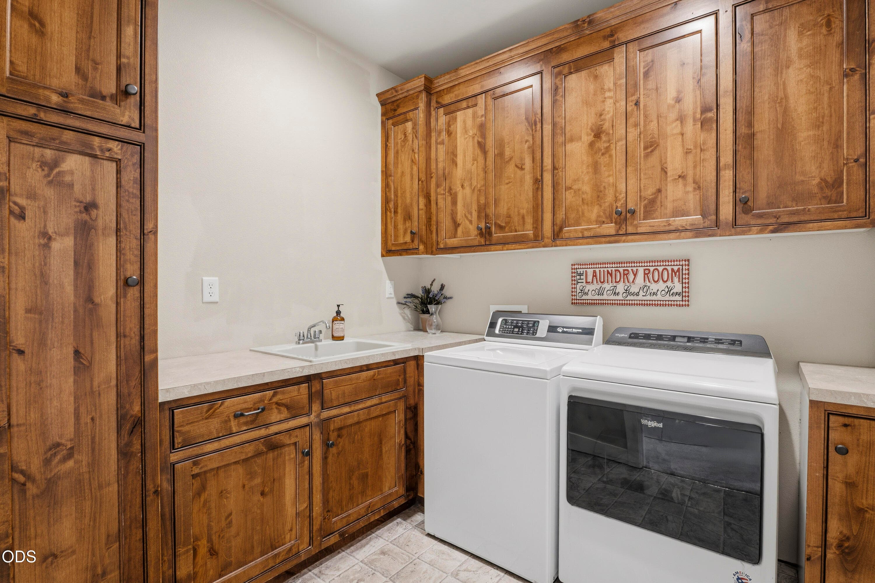 Photo 40 of 20921 Miramar Drive