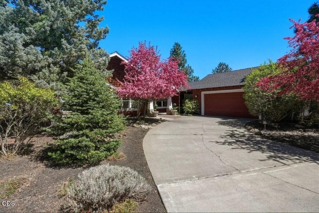 Primary photo of 2964 NW Fairway Heights Drive