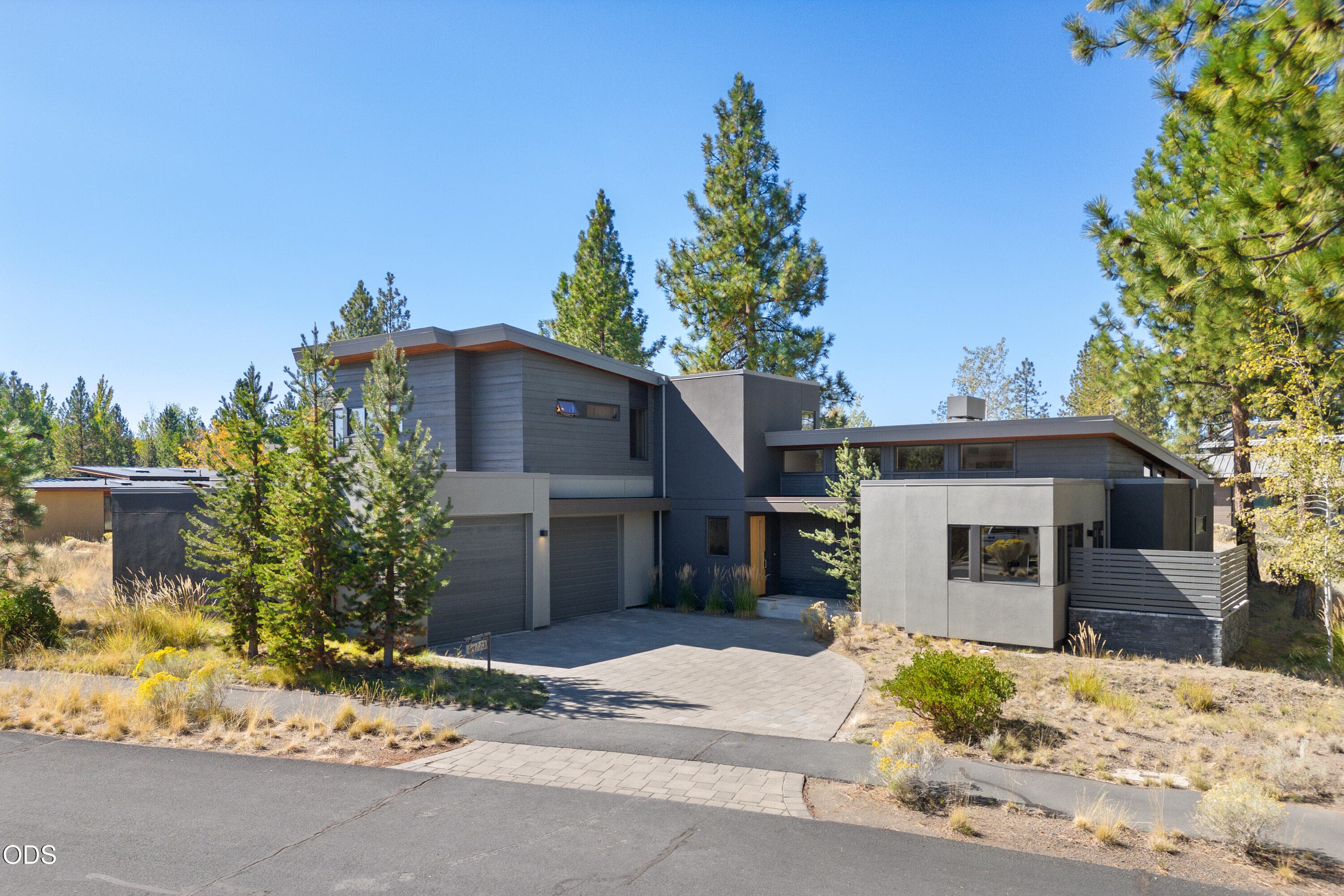 Primary photo of 62773 NW Sand Lily Way
