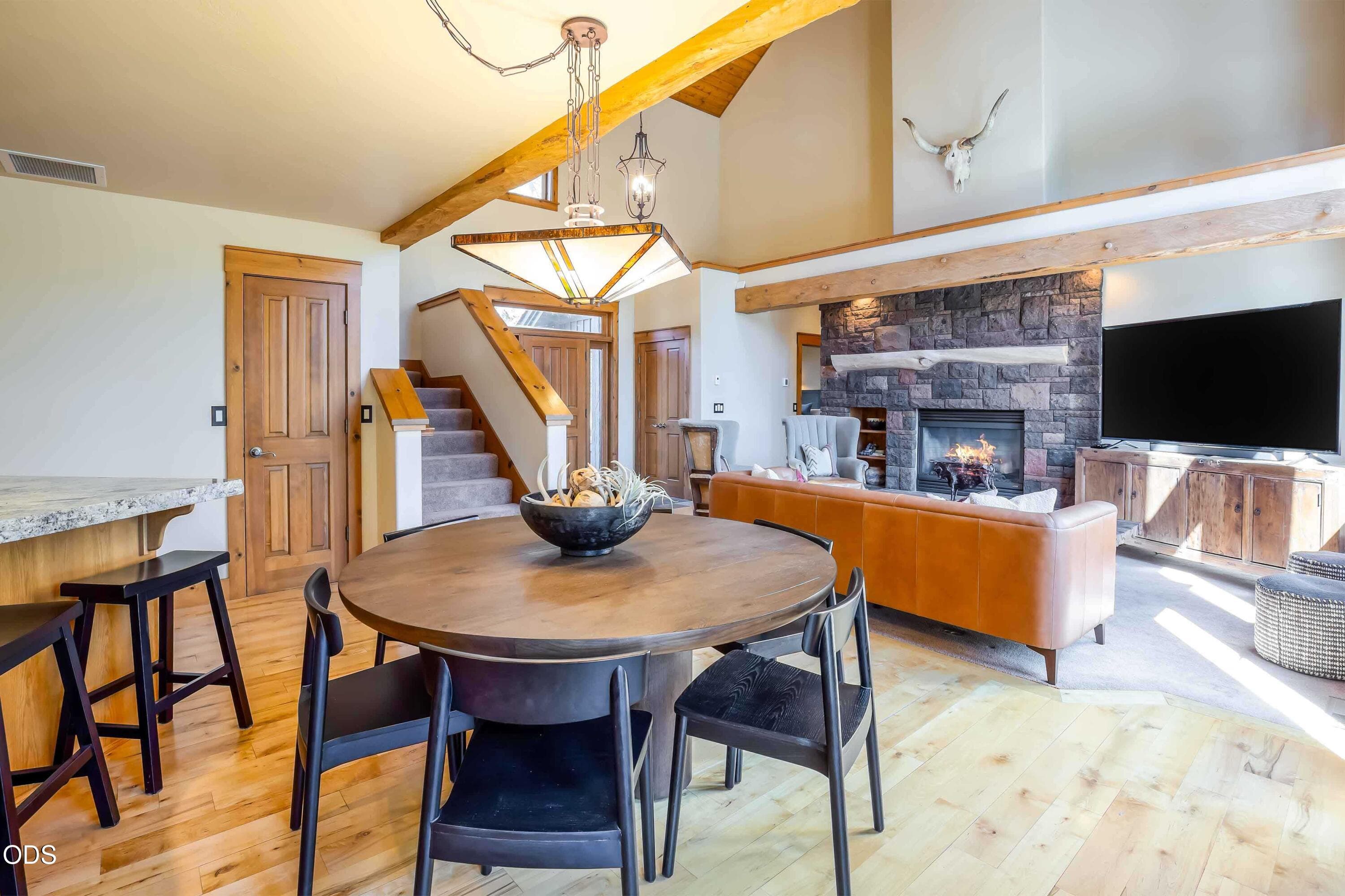 Primary photo of 57620 Holly Lane