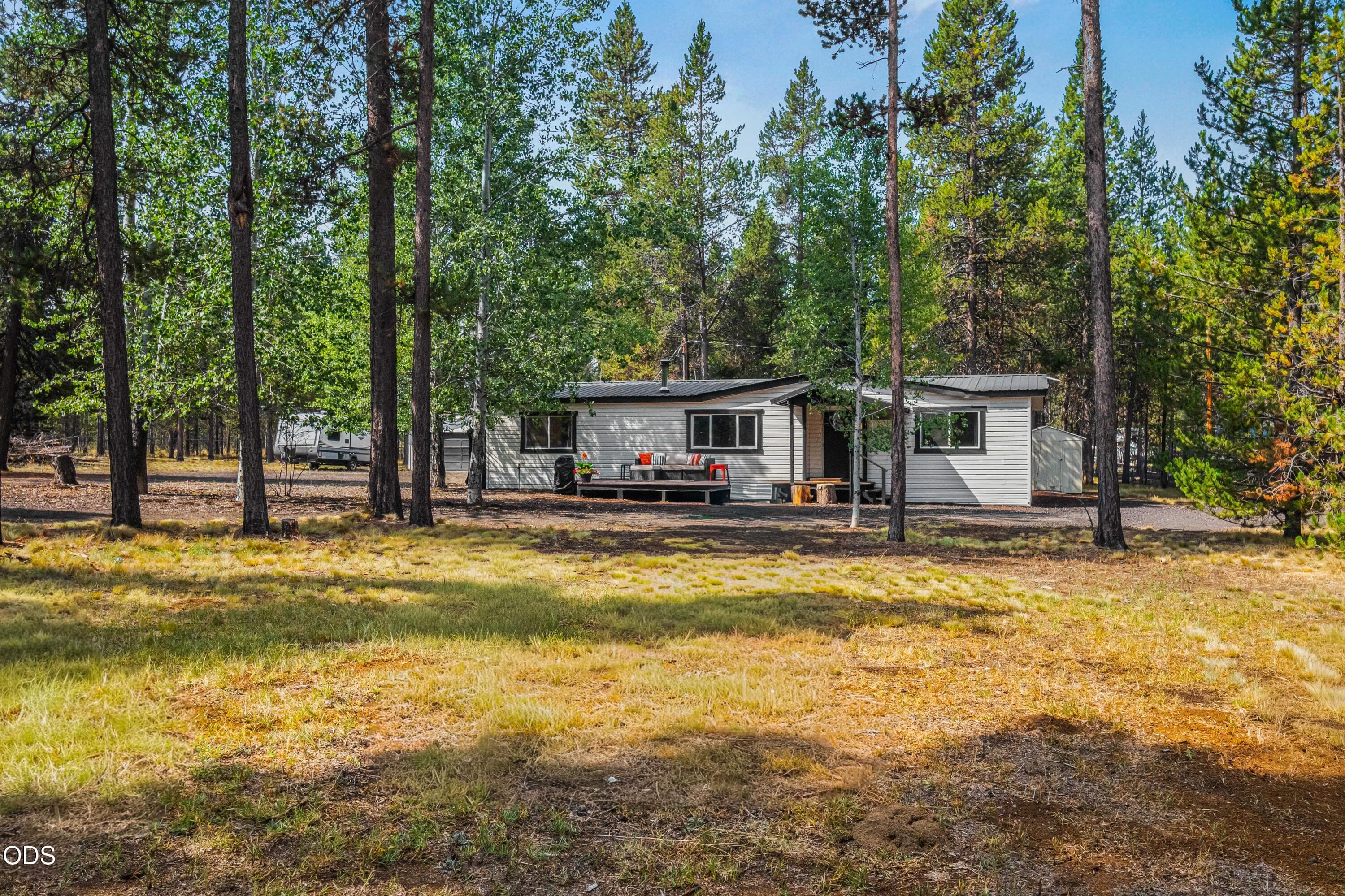 Primary photo of 54761 Pinewood Avenue