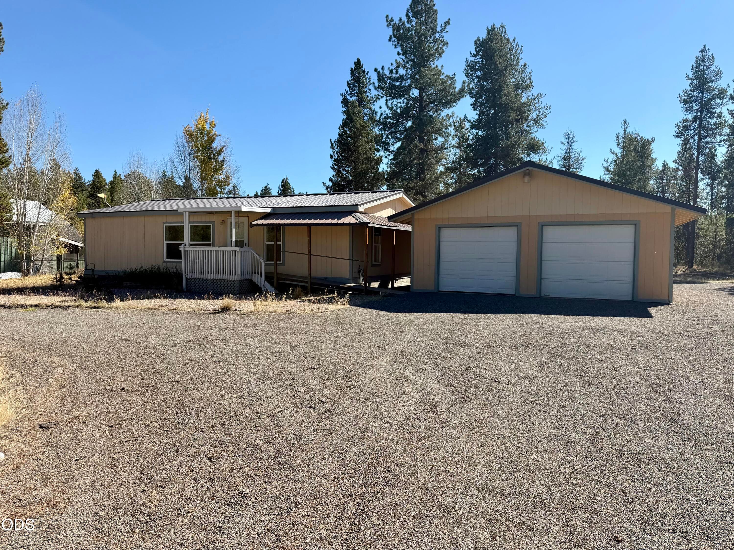 Photo 2 of 17131 Helbrock Drive