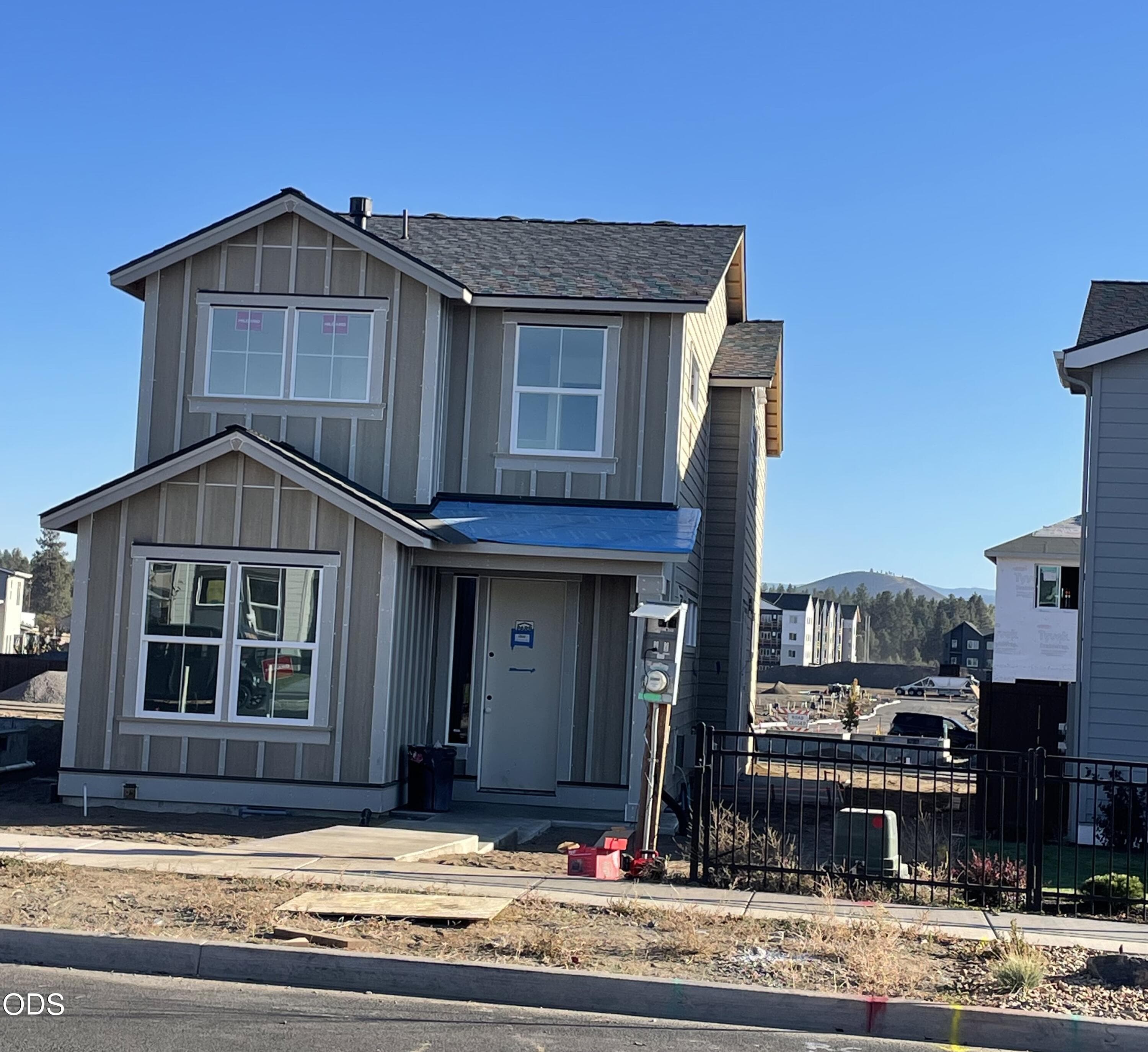 Photo 4 of 20901 SE Denver Drive