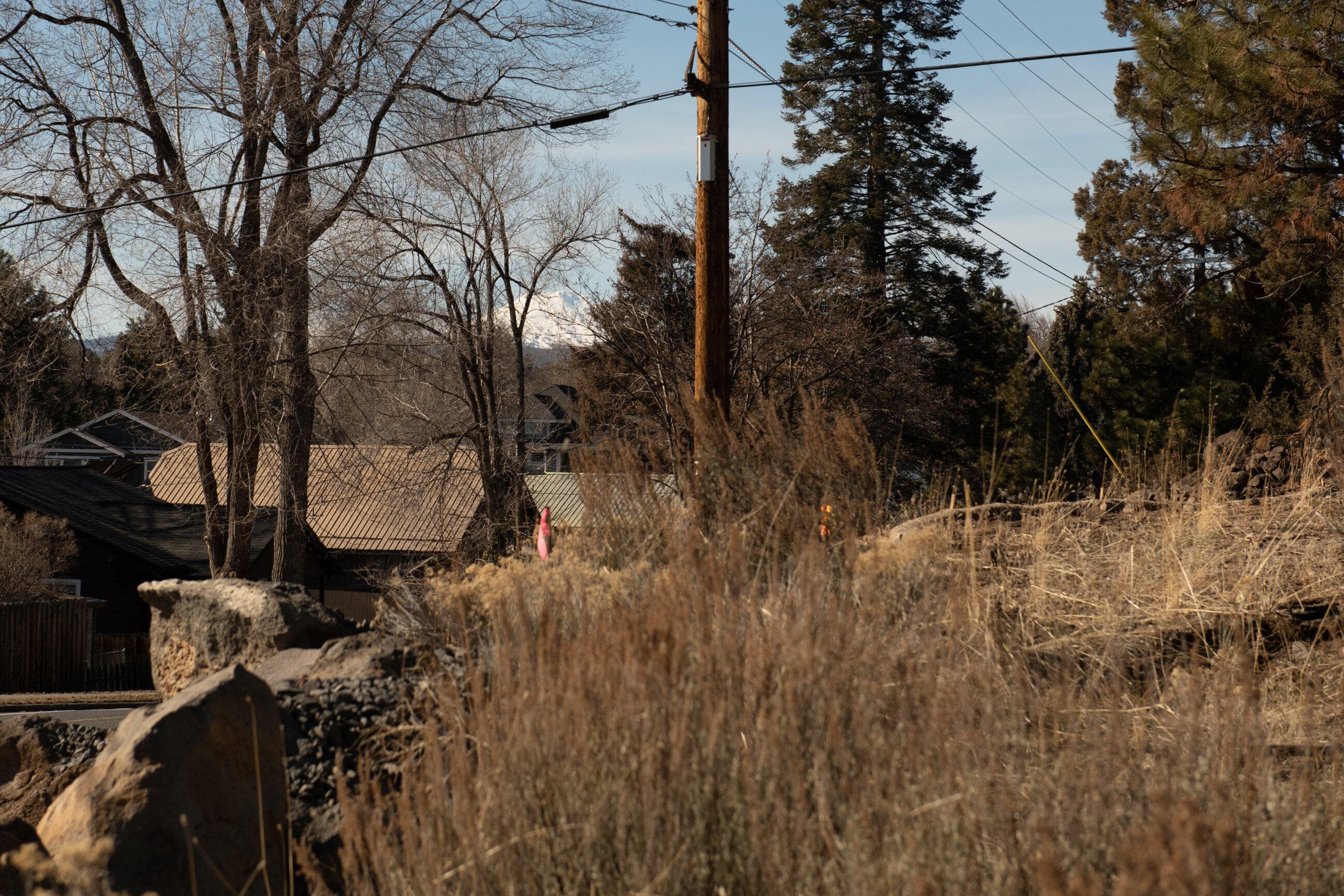 Photo 3 of 644 NW Portland Avenue