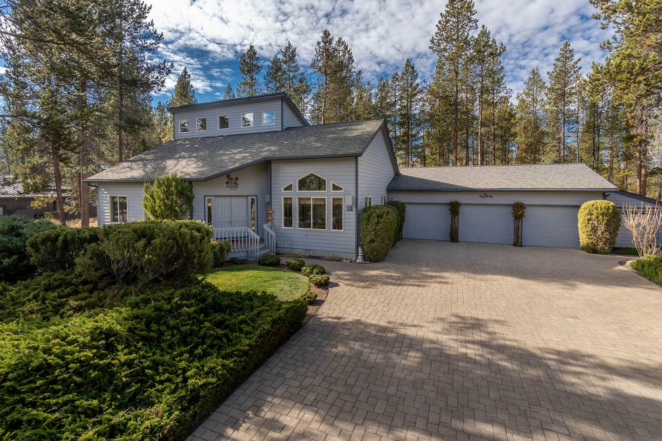 Primary photo of 57817 Mt Adams Lane, 12