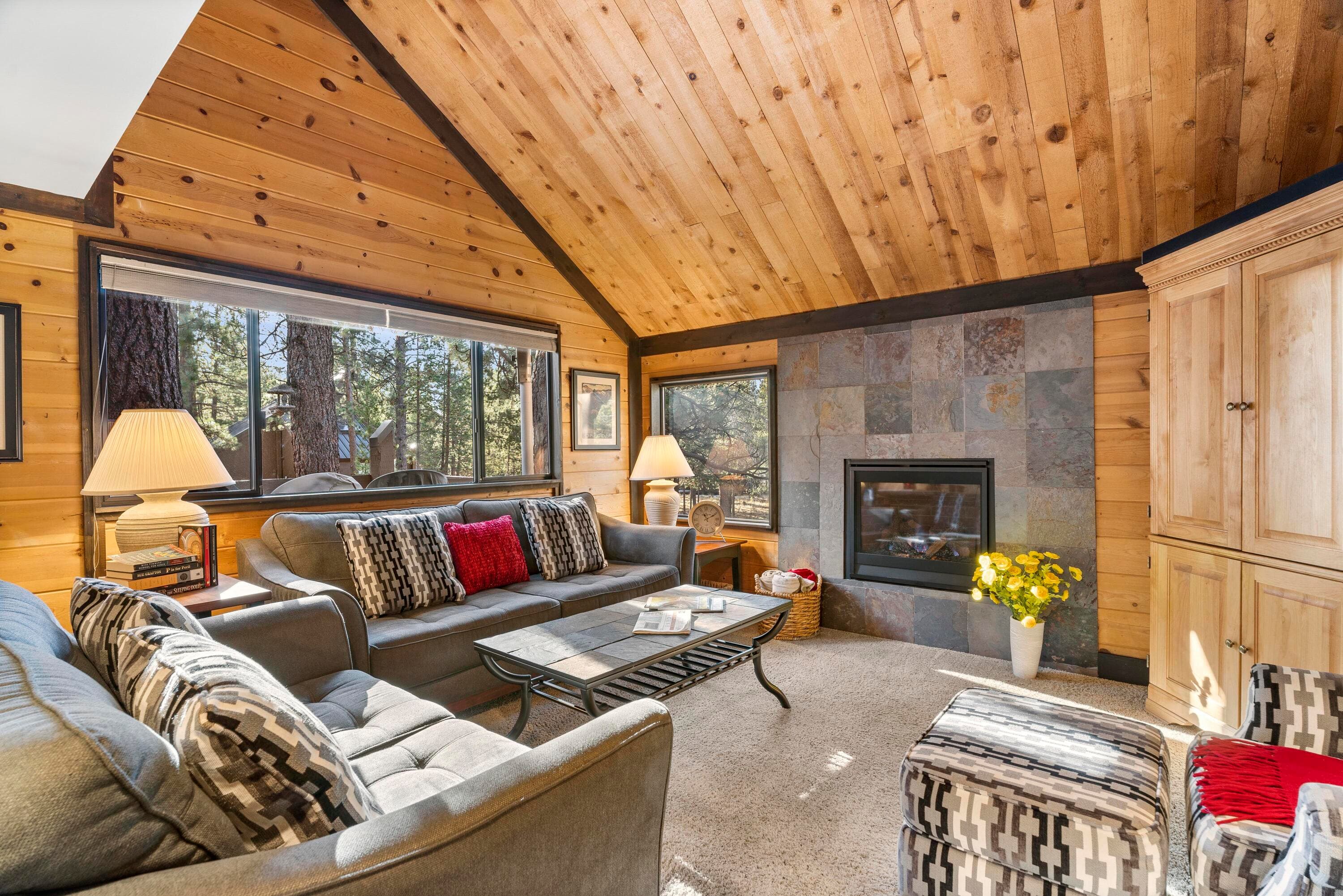 Primary photo of 57409 Overlook Road, 2