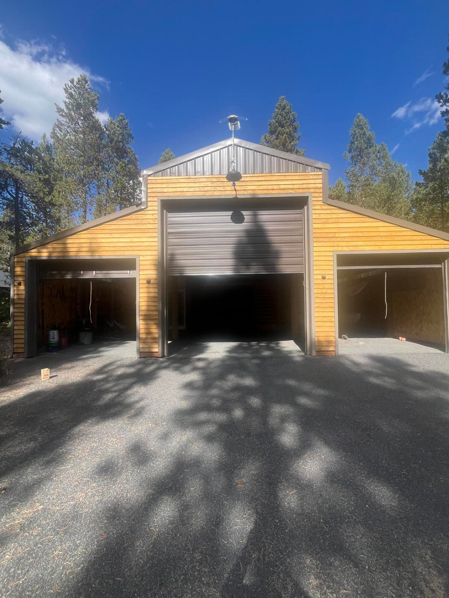 Photo 3 of 17322 Kingsburg Road