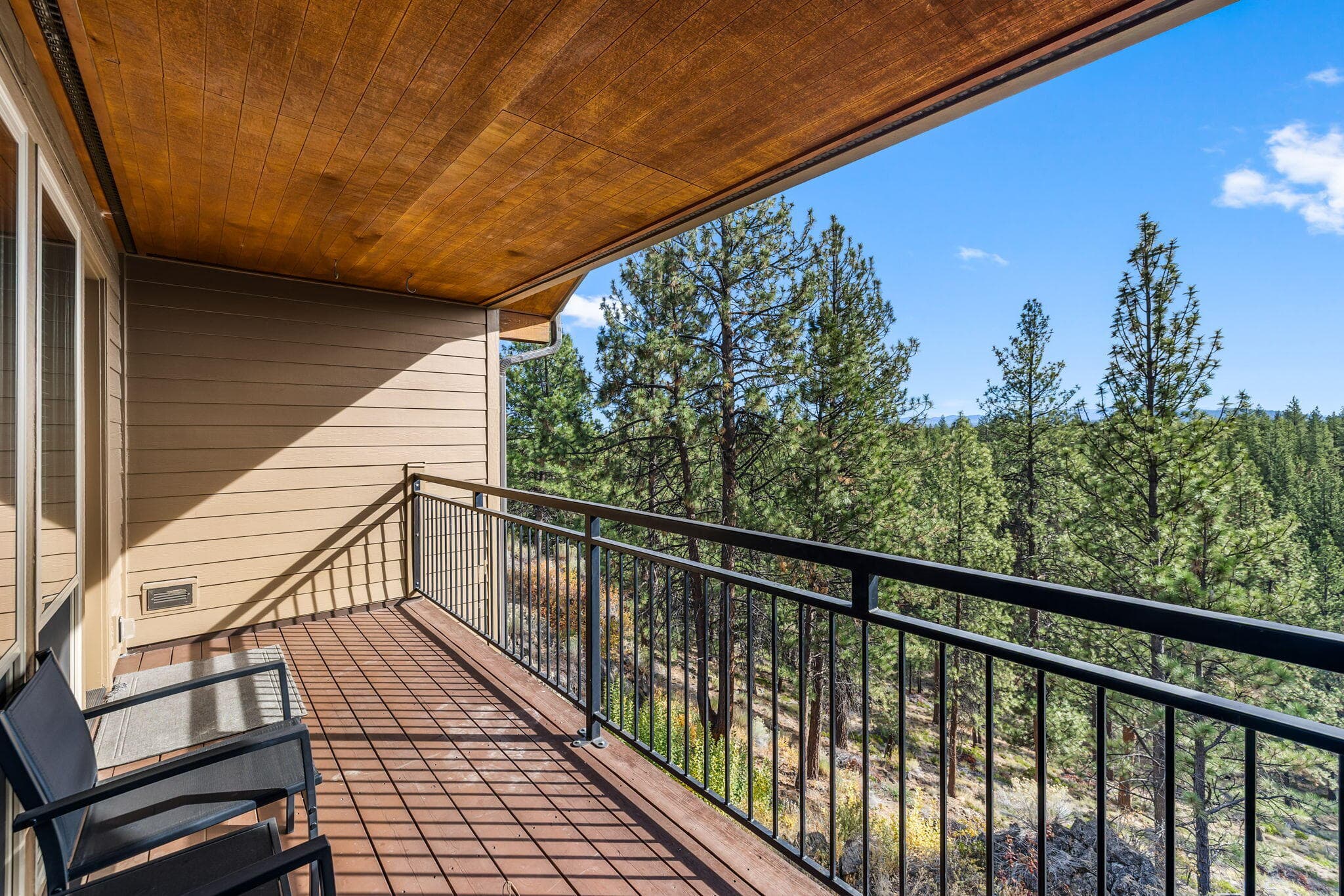 Photo 4 of 18575 SW Century Drive, # 1233/1234