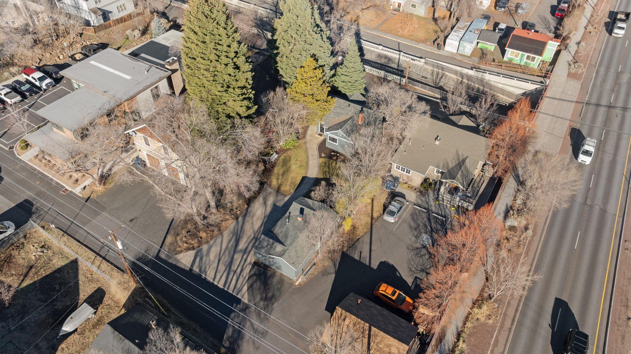 Photo 40 of 15 NW Franklin Avenue