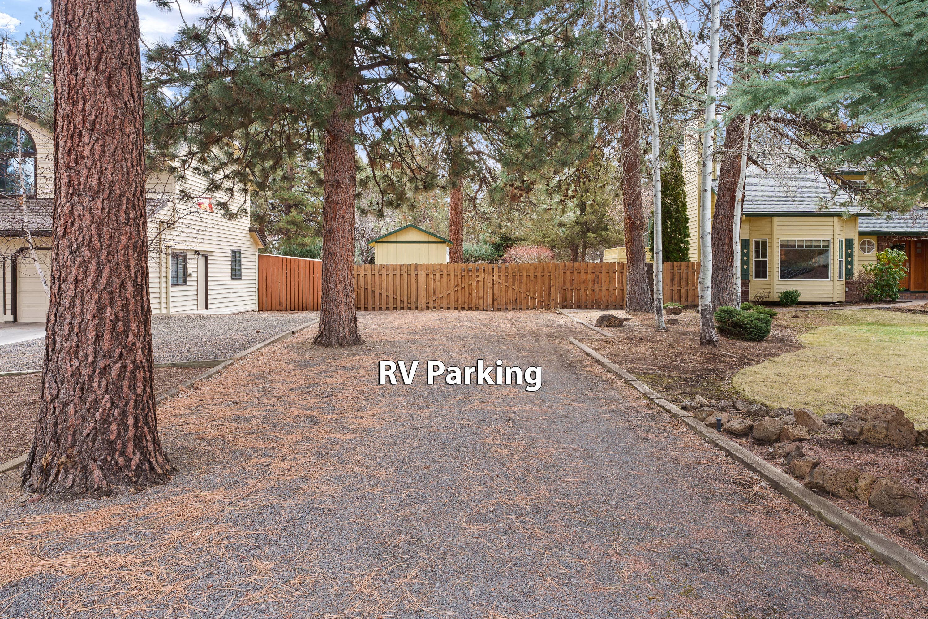 Photo 3 of 61288 King Saul Avenue