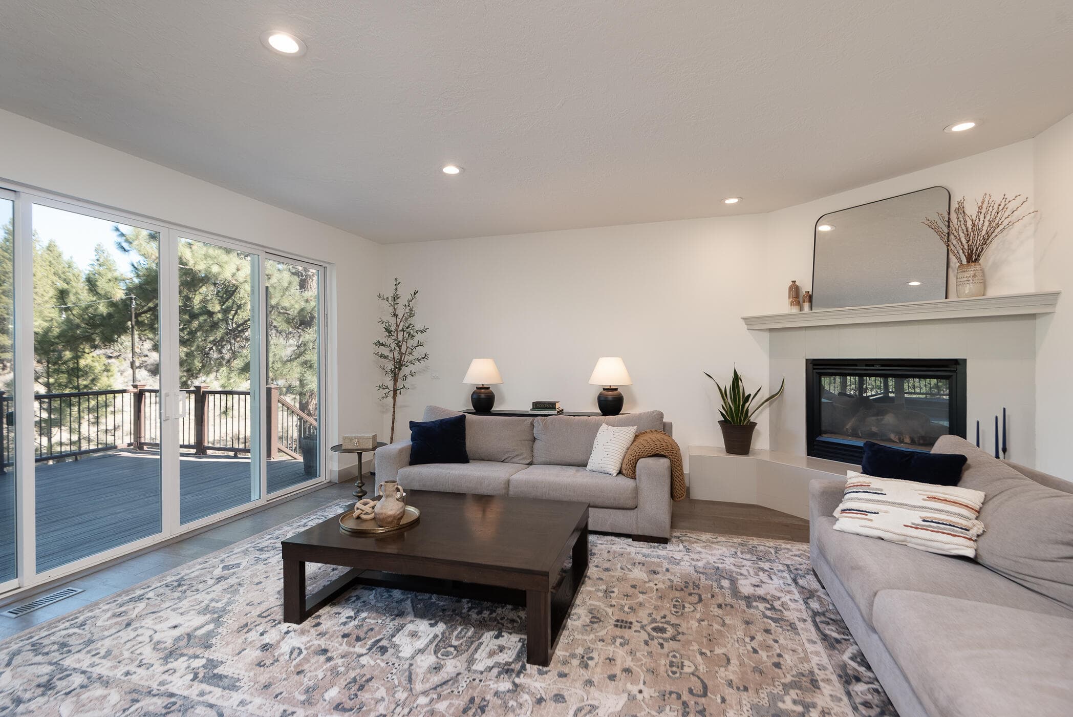 Photo 2 of 60012 Ridgeview Drive W