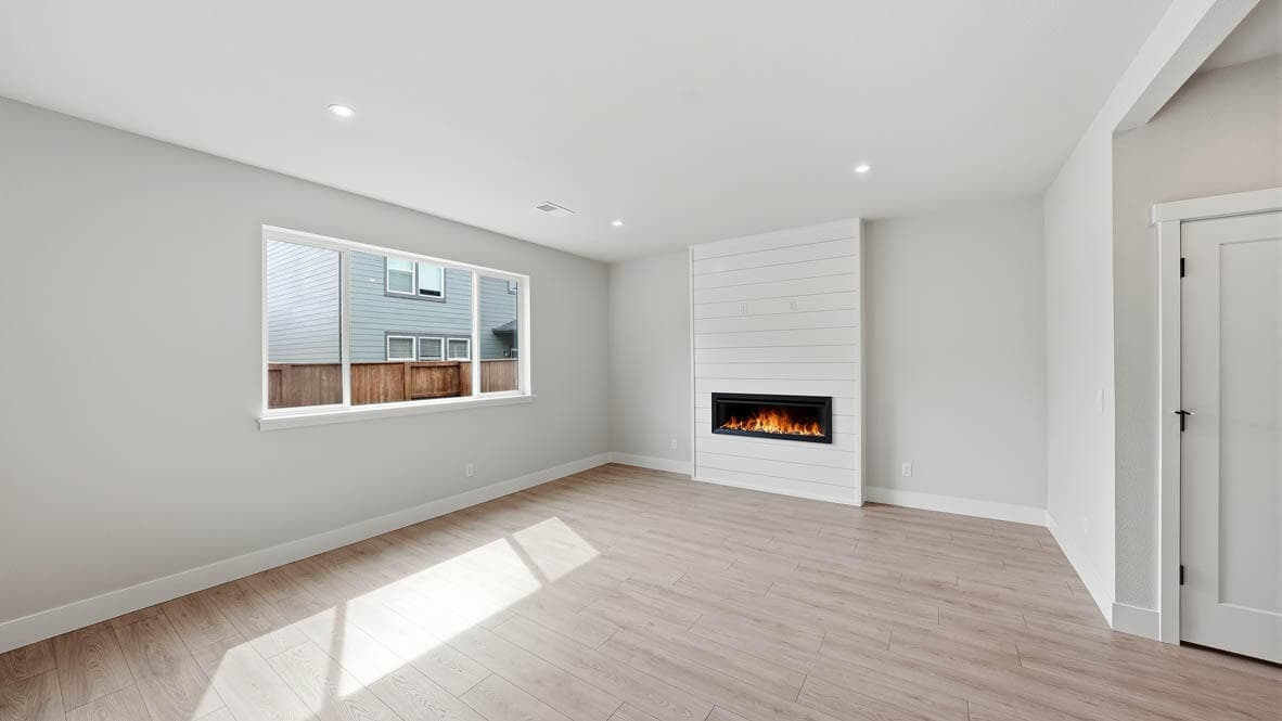Photo 4 of 21549 SE Etna Place