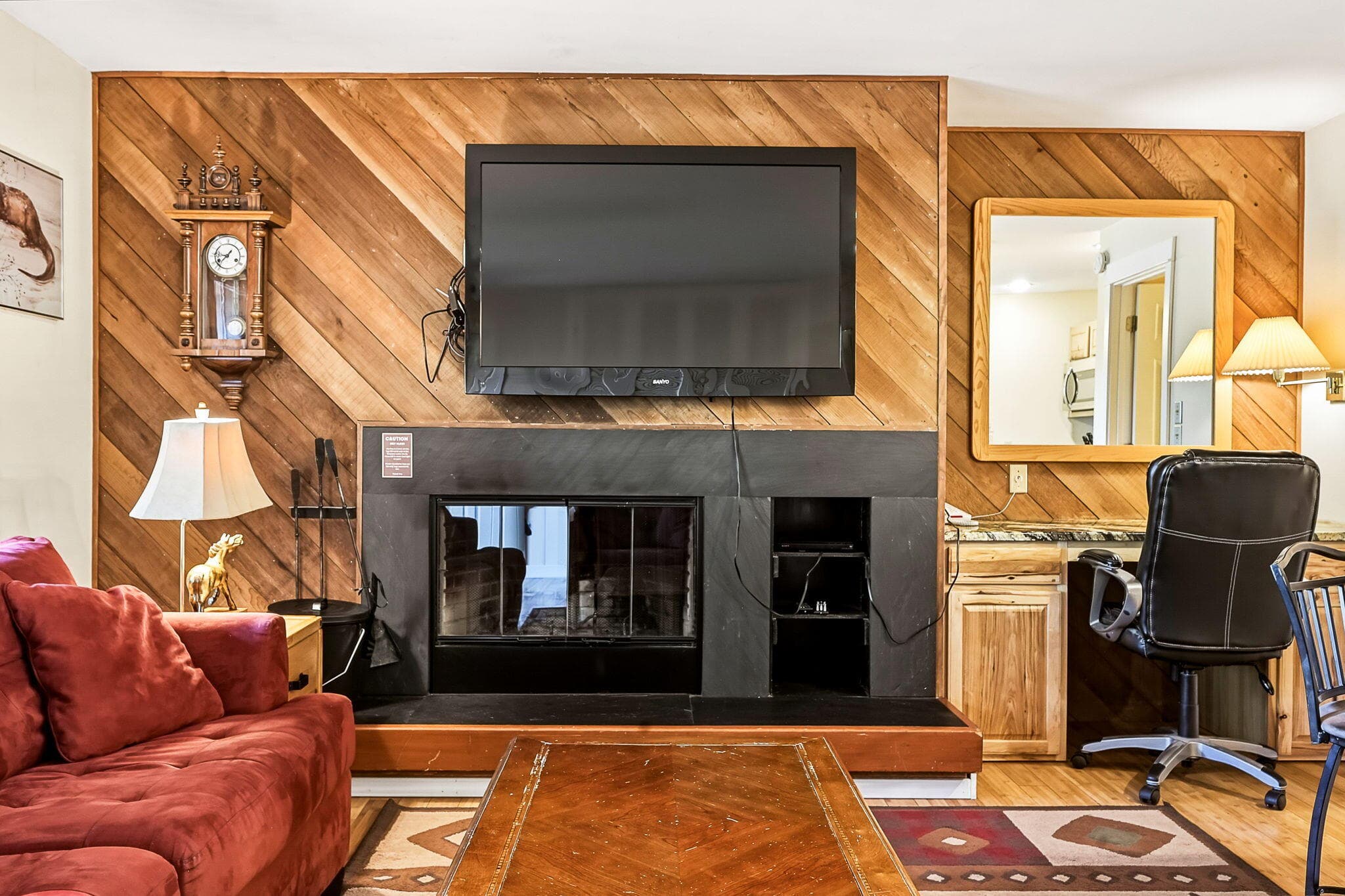 Photo 4 of 18575 SW Century Drive, #232