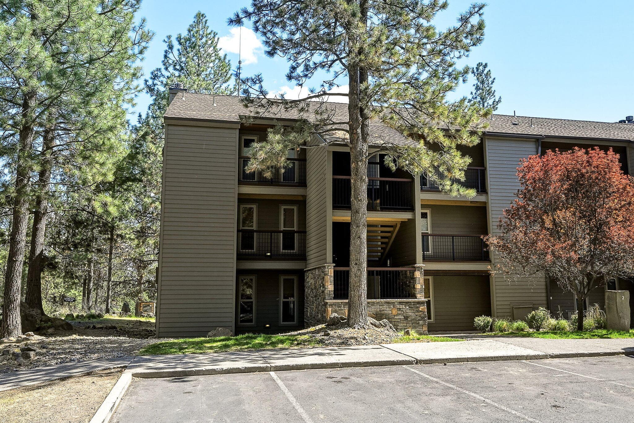 Photo 35 of 18575 SW Century Drive, #232