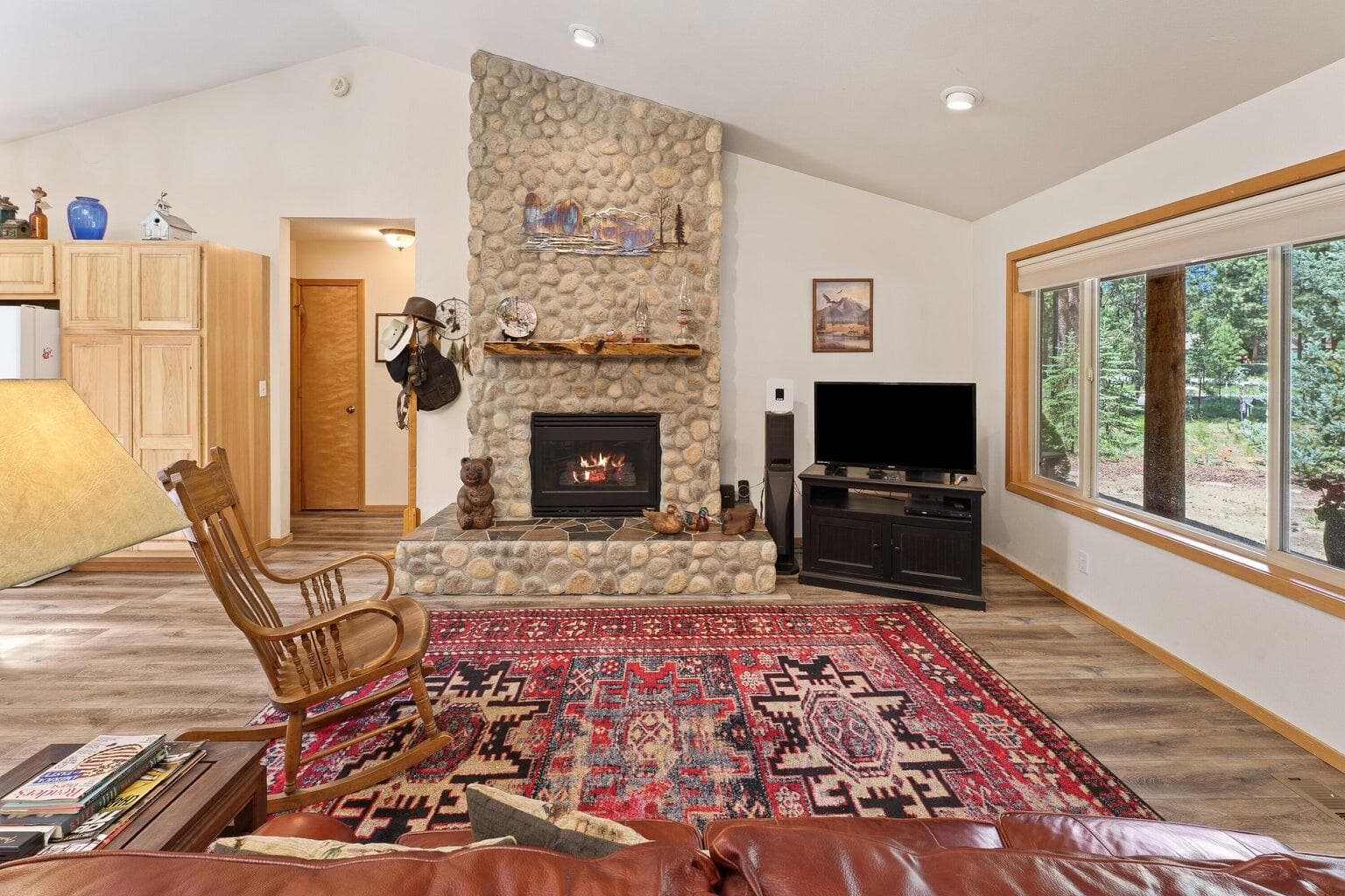 Photo 4 of 17149 Norwalk Road