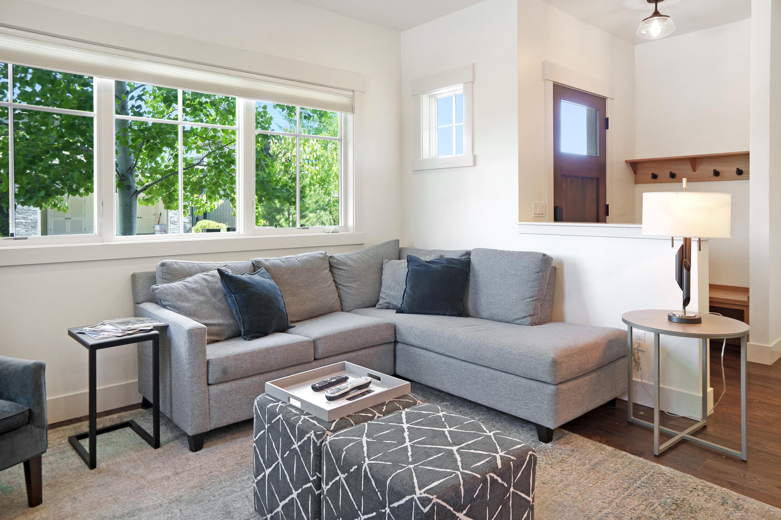 Photo 4 of 61261 Tetherow Drive, 28