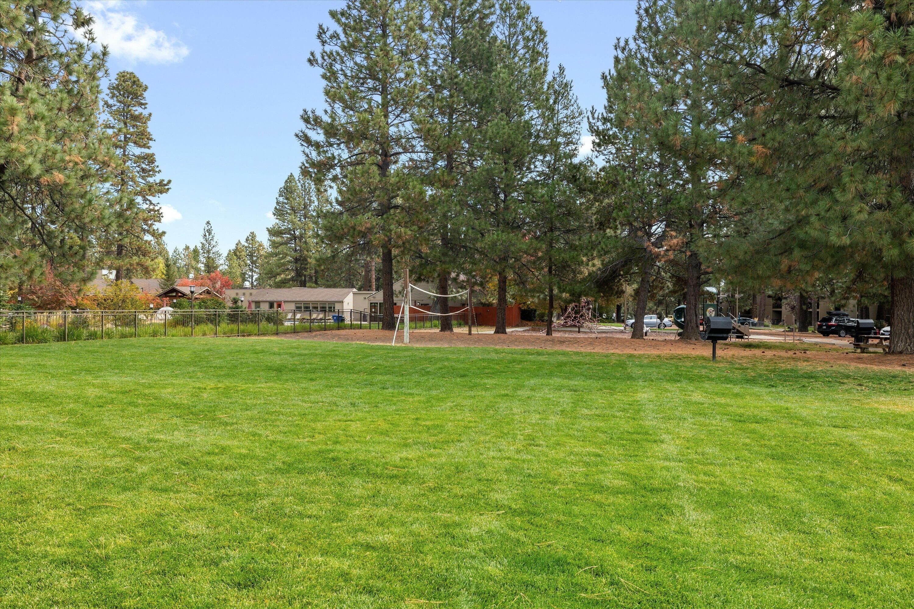 Photo 31 of 18575 SW Century Drive, 812