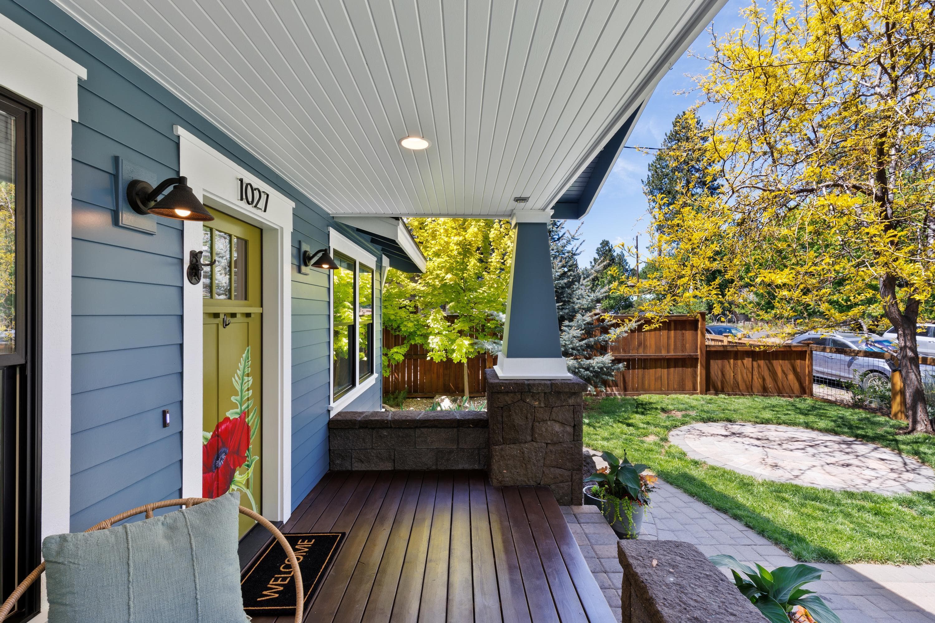 Photo 4 of 1027 NW Albany Avenue, 1&2